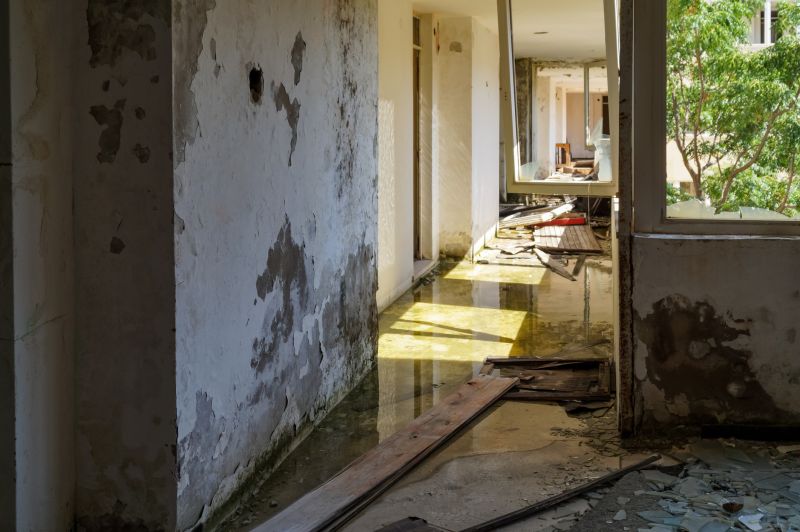 Crawlspace Water Cleanup in Phoenix, AZ